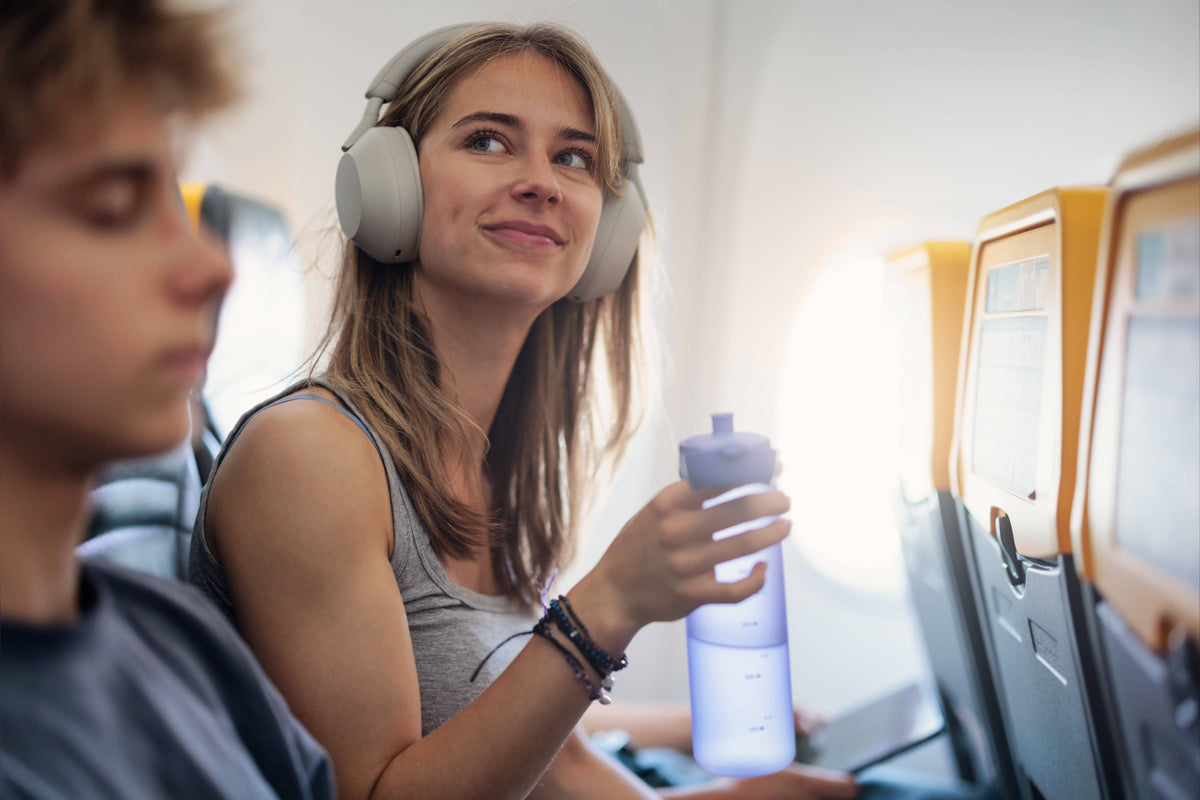 Does Flying Dehydrate You? How to Stay Hydrated on a Plane